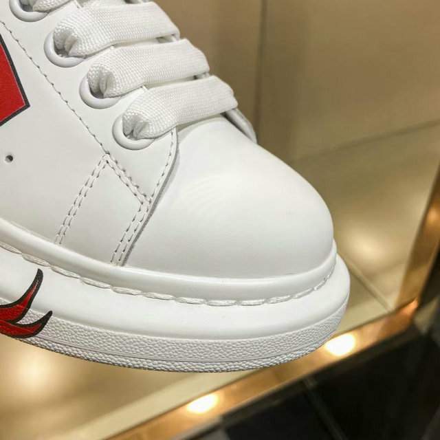 Picture of Alexander McQueen Shoes _SKU21815030SZ35-44109